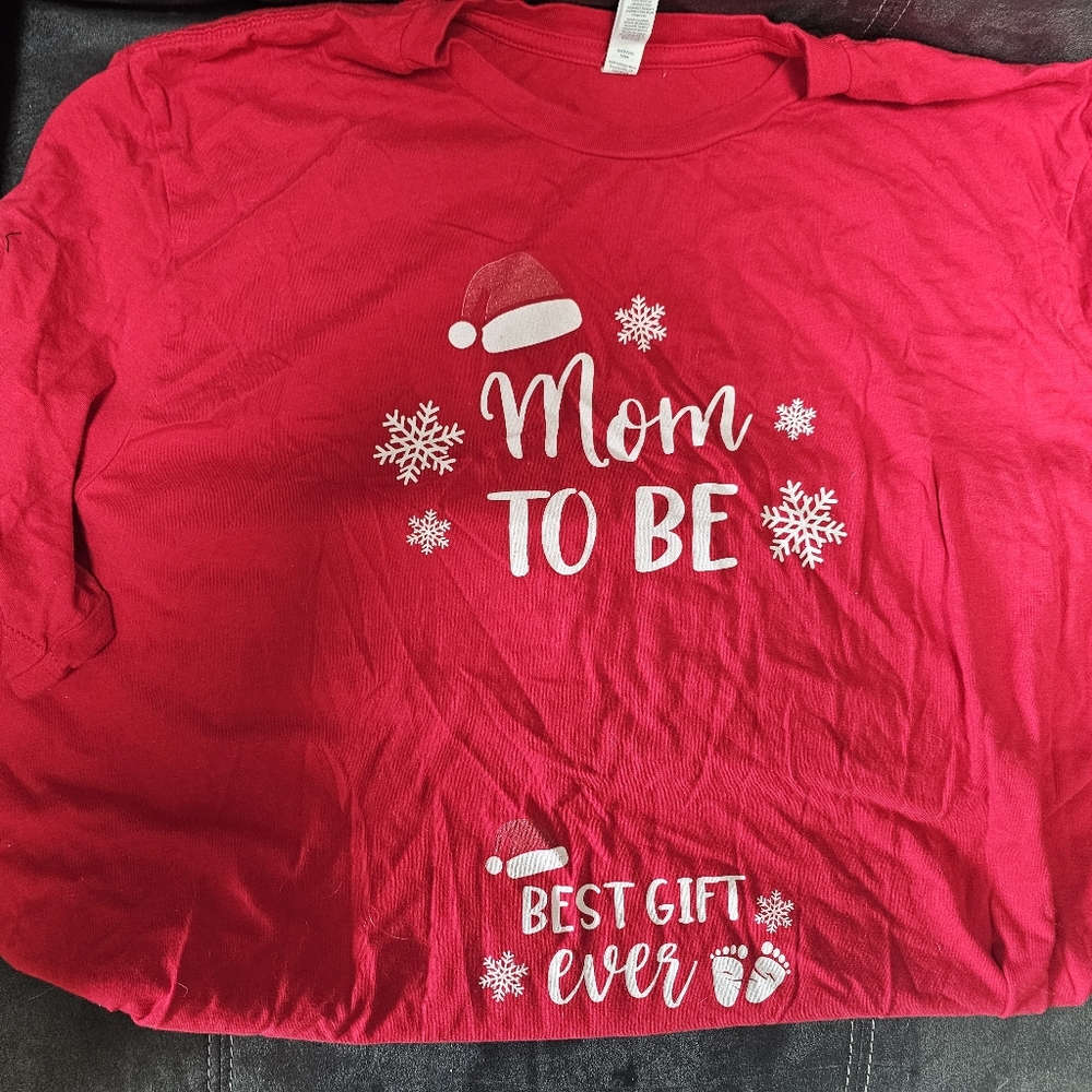 Mom to be 3x christmas shirt